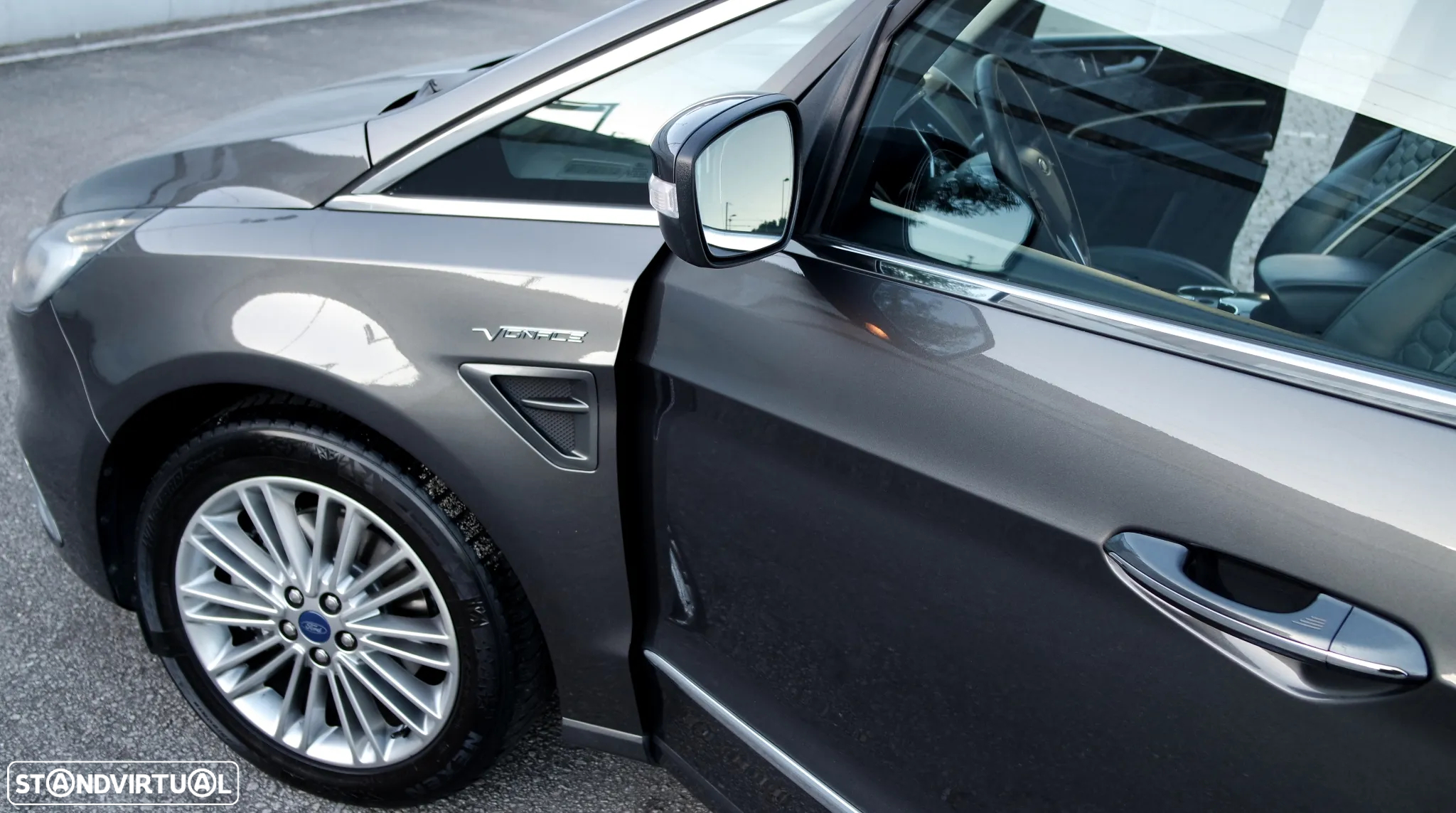 Ford S-Max 2.0 TDCi Vignale Powershift - 26