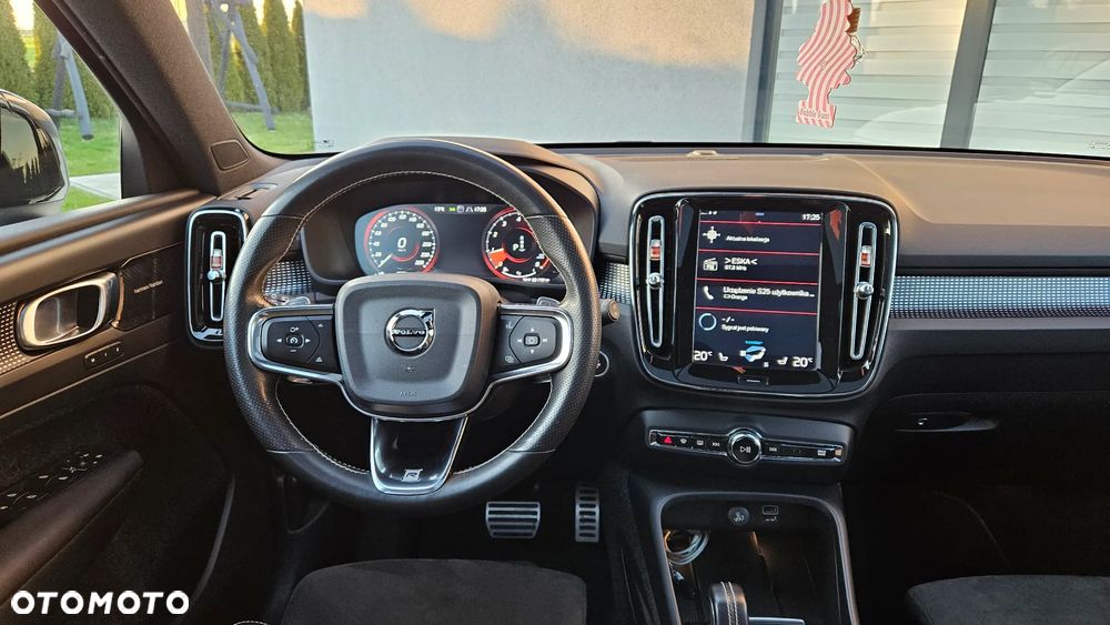 Volvo XC 40 T5 AWD Geartronic R-Design - 9