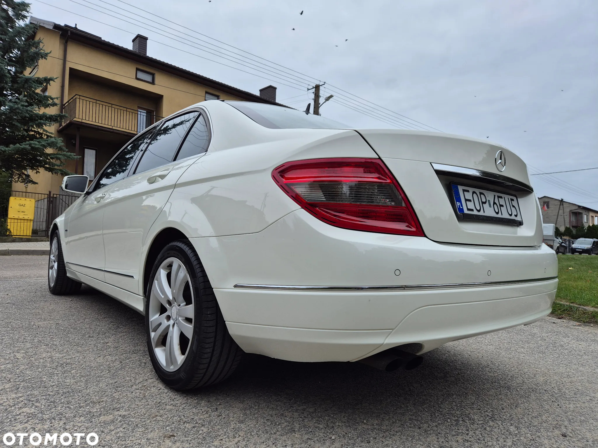 Mercedes-Benz Klasa C 180 T Kompressor BlueEFFICIENCY Avantgarde - 2