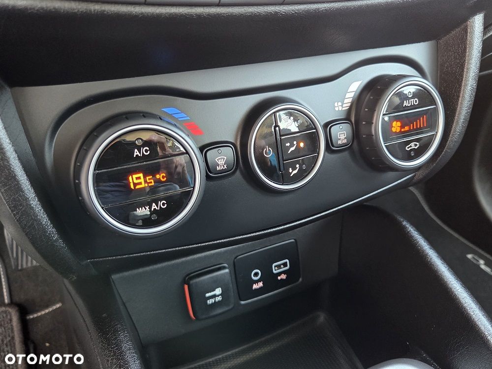 Fiat Tipo 1.4 16V Lounge - 25