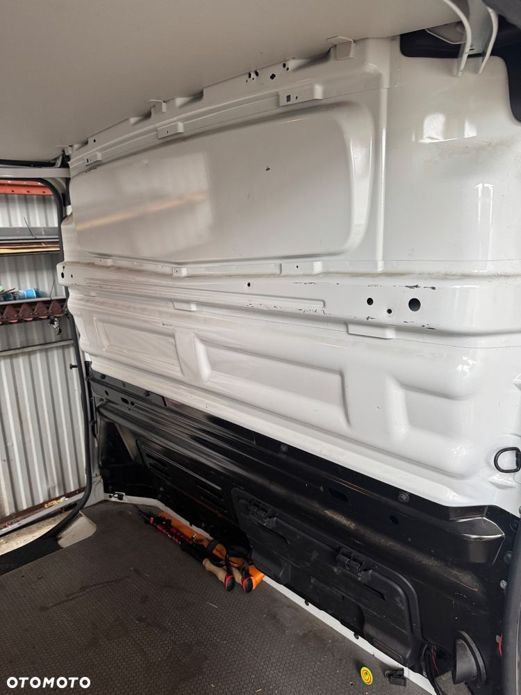 Renault Trafic - 11