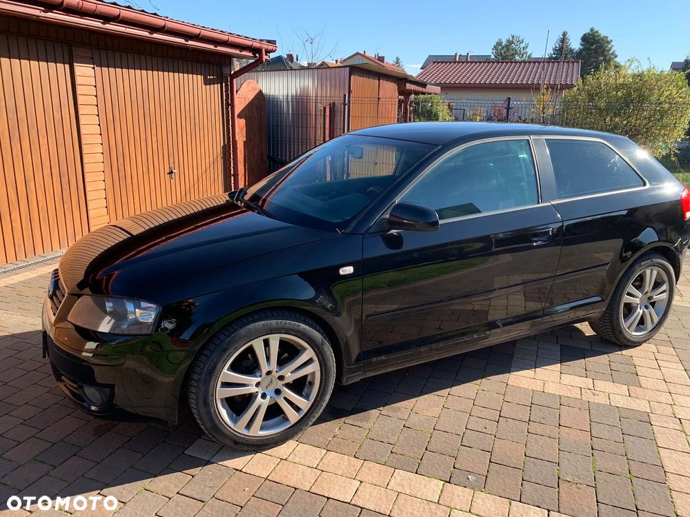 Audi A3 3-drzwiowe 2.0 FSI Attraction - 24