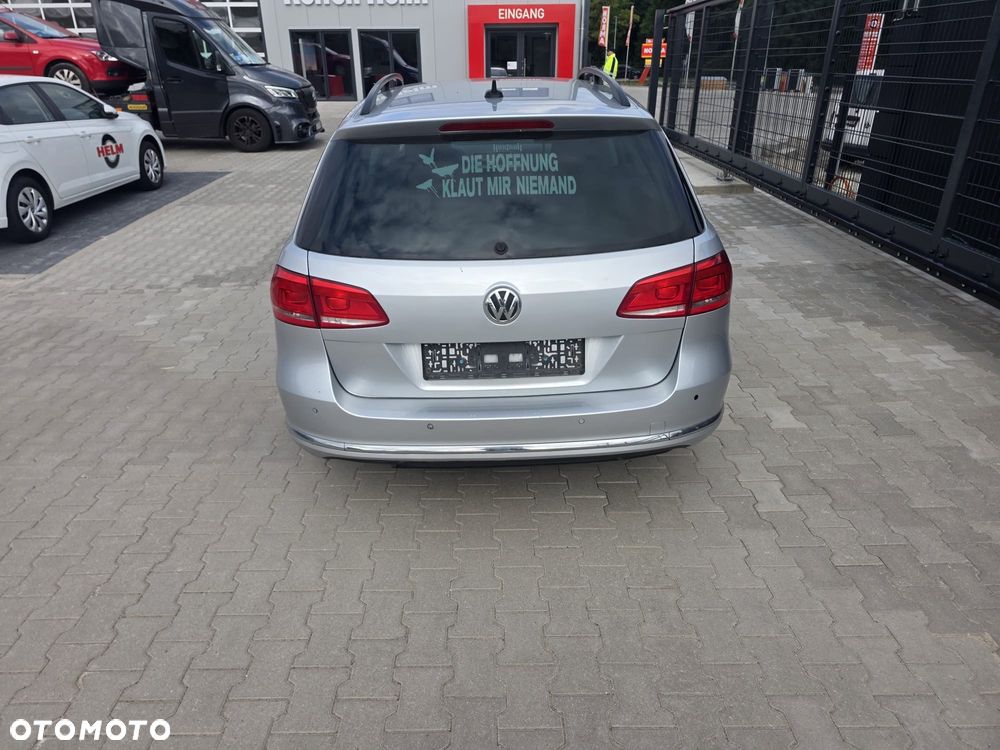 Volkswagen Passat 2.0 Blue TDI DSG SCR Comfortline - 9