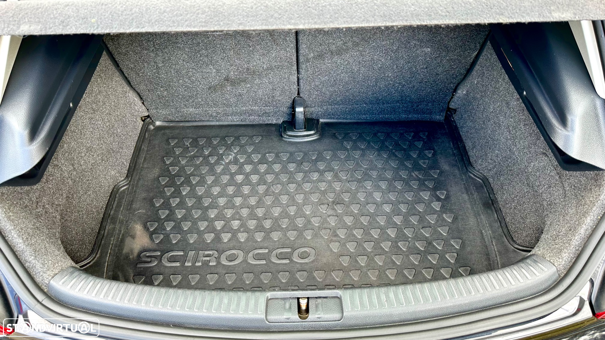 VW Scirocco 2.0 TDI - 9