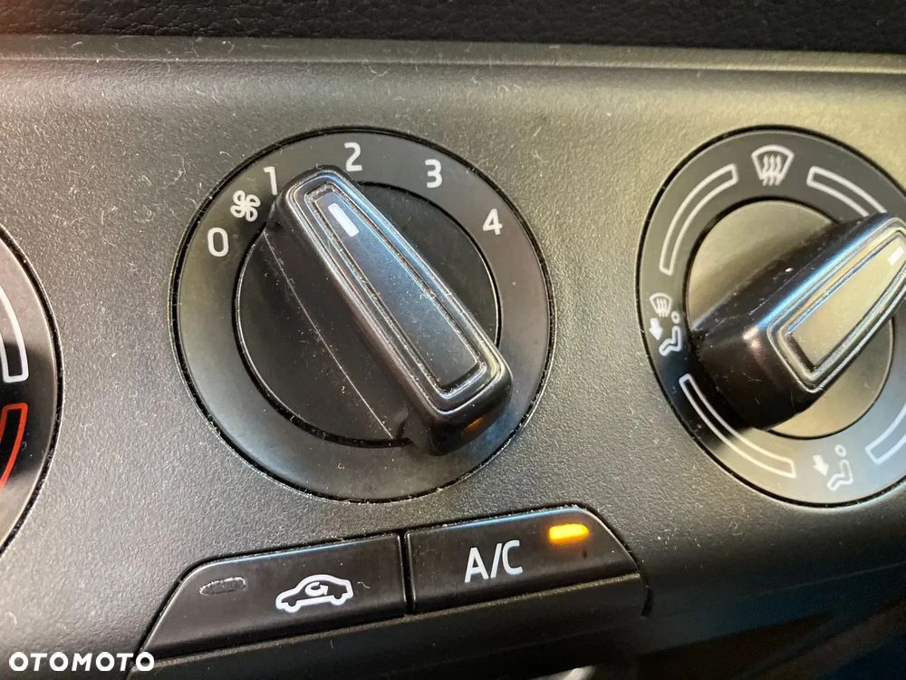 Skoda Fabia 1.0 TSI Ambition - 12