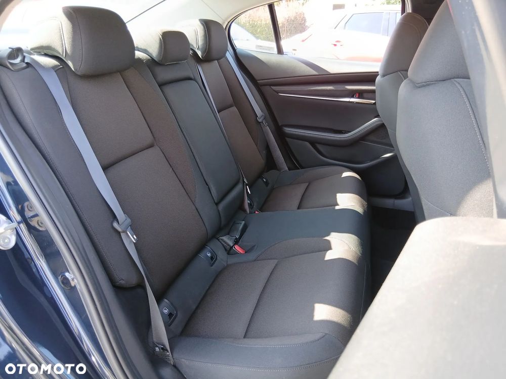 Mazda 3 - 20