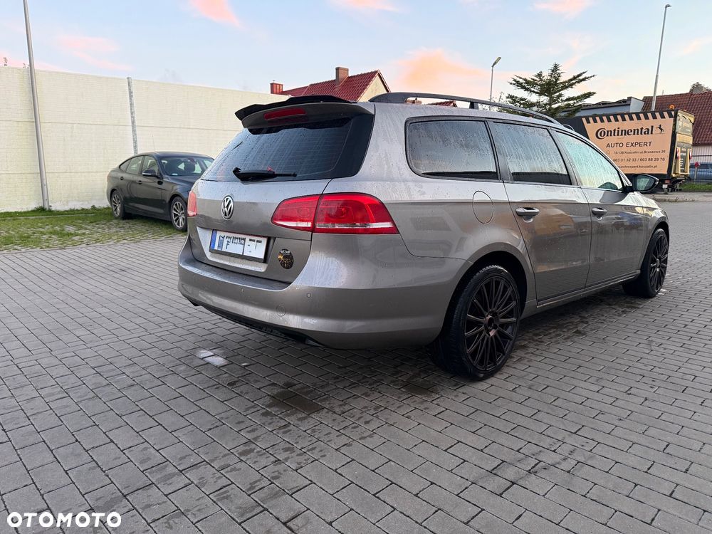 Volkswagen Passat - 3
