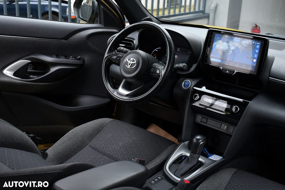 Toyota Yaris Cross 1.5 VVT-i AWD-i Premiere Edition - 10