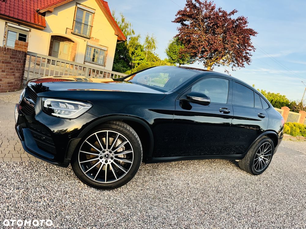 Mercedes-Benz GLC 300 d 4Matic 9G-TRONIC AMG Line Plus - 38