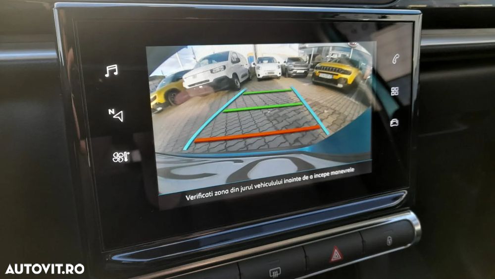 Citroën C3 1.2 PureTech 110 S&S EAT6 MAX - 8