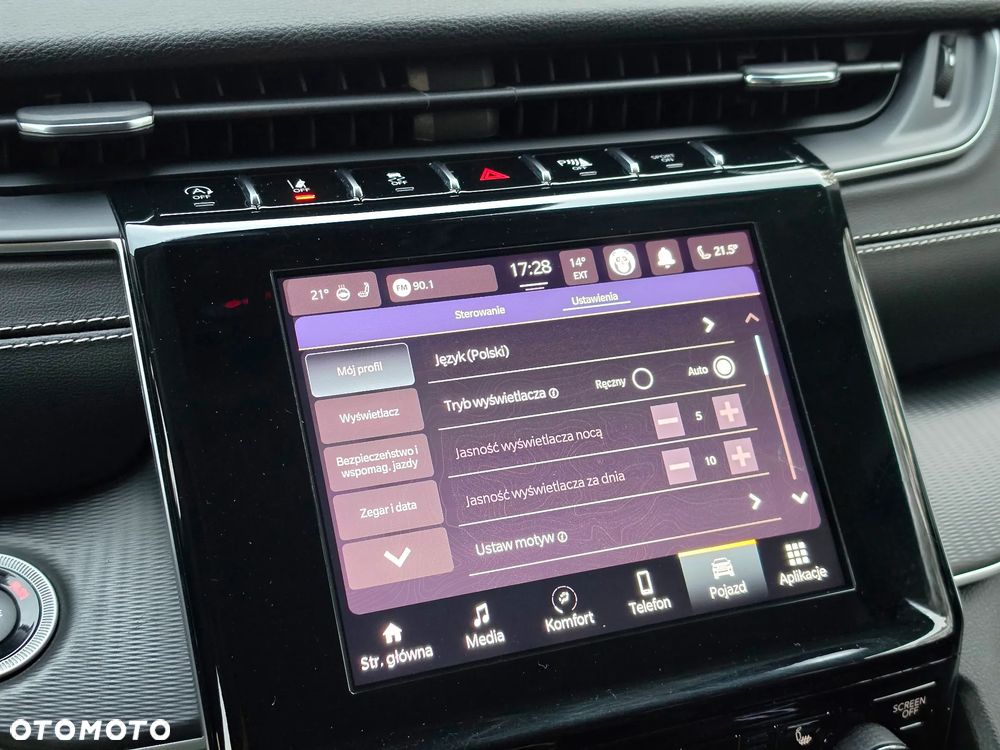Jeep Grand Cherokee - 28