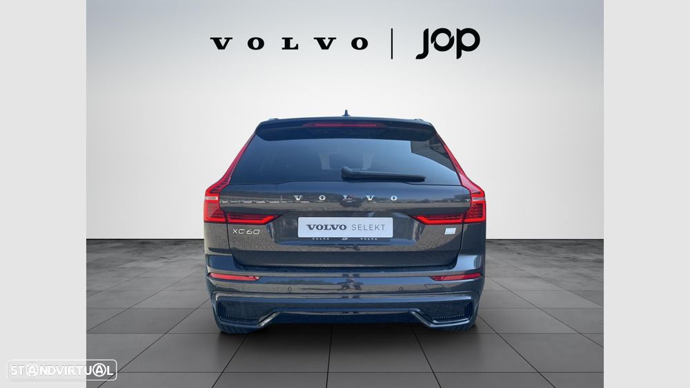 Volvo XC 60 2.0 T8 PHEV Plus Dark AWD - 4
