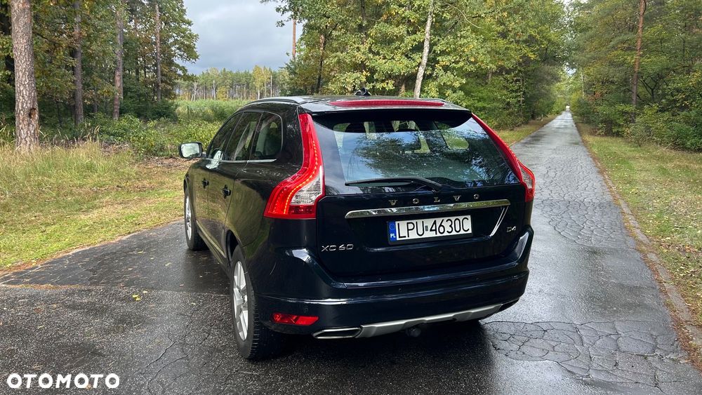 Volvo XC 60 D4 Momentum - 5