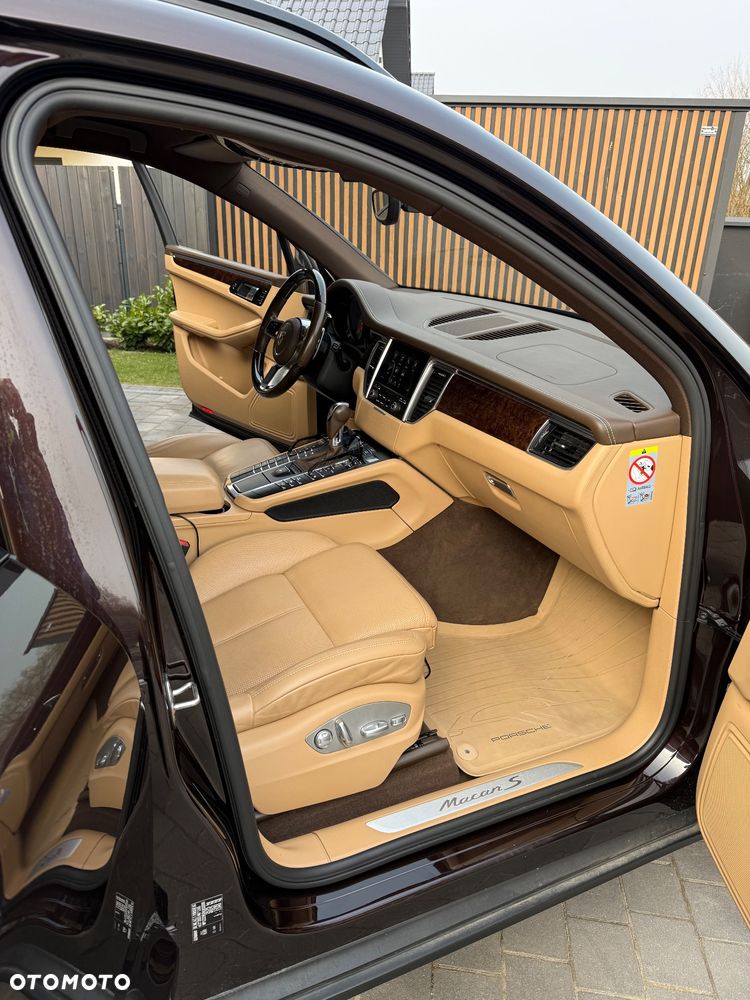Porsche Macan - 13