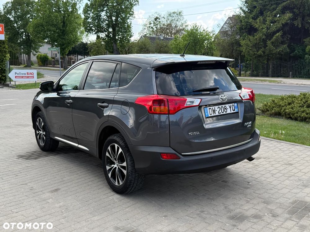 Toyota RAV4 - 7