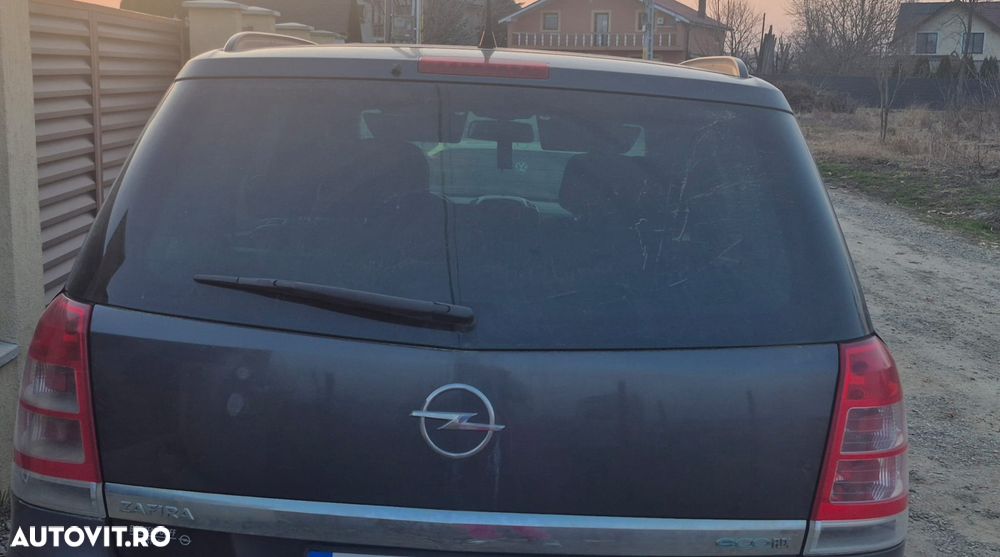 Opel Zafira - 3