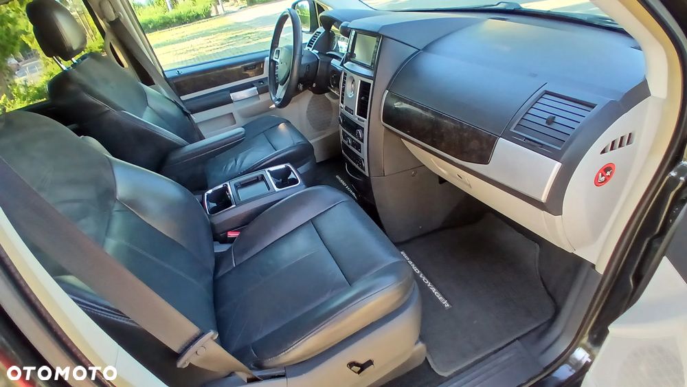 Chrysler Grand Voyager 2.8 CRD Automatik Limited - 29
