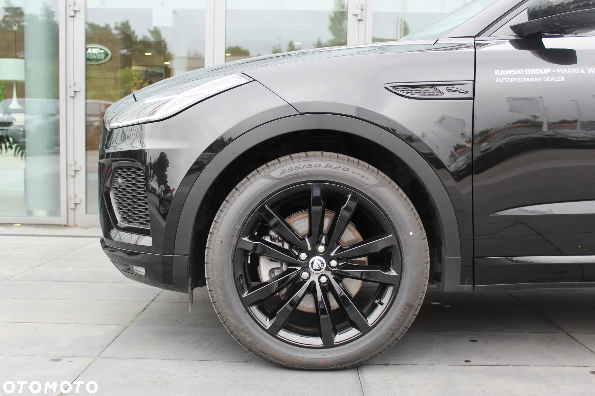 Jaguar E-Pace - 8