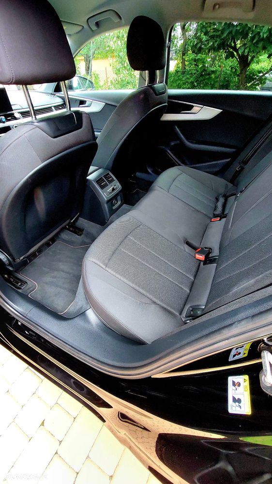 Audi A4 Limousine 35 TFSI mHEV Advanced S tronic - 29