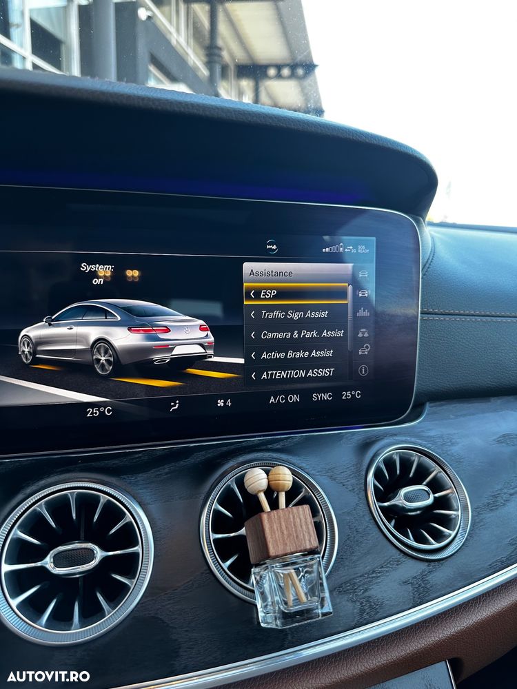 Mercedes-Benz E 400 4MATIC - 26