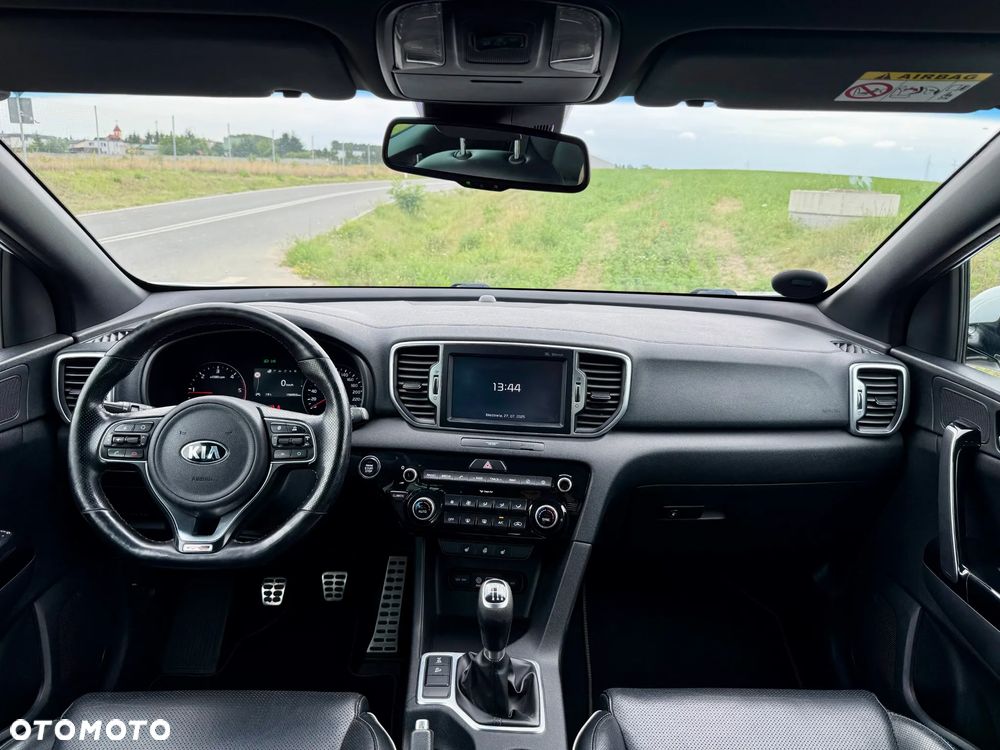 Kia Sportage 2,0 CRDI AWD GT Line - 24