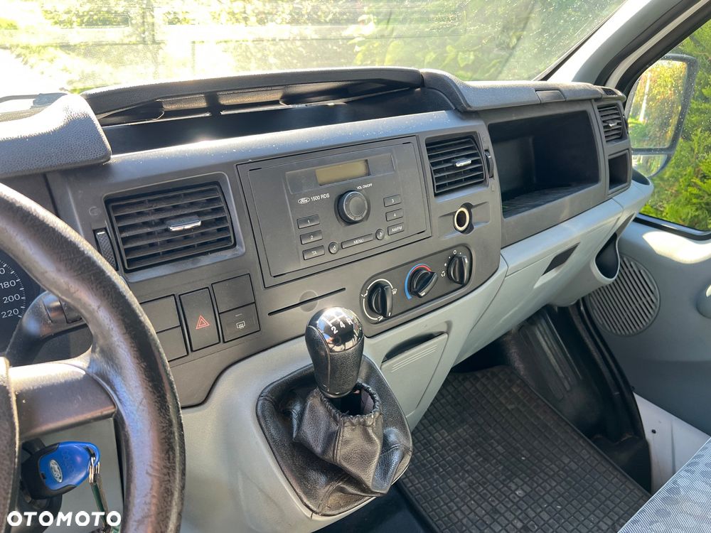 Ford Transit - 16