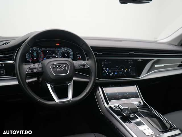 Audi Q7 - 8