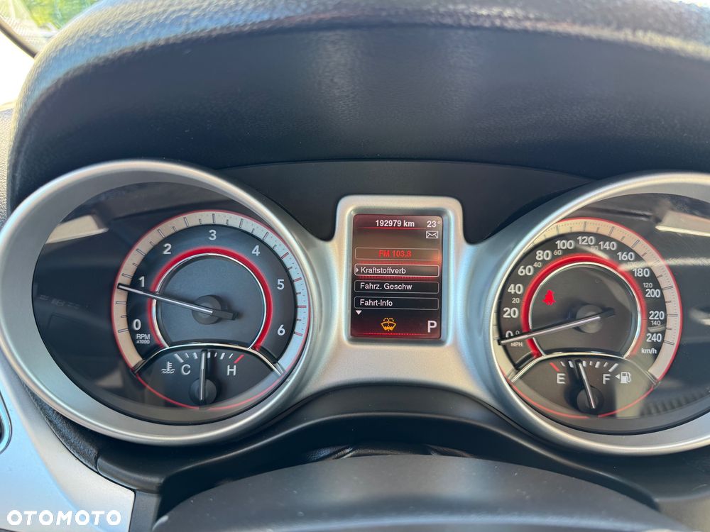 Fiat Freemont 2.0 Multijet 16V DPF Automatik Allrad Lounge - 28