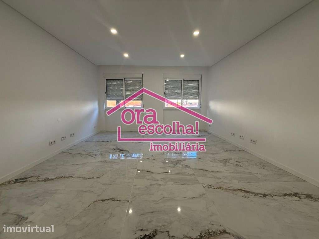 Apartamento T3 TOTALMENTE REMODELADO Rés do Chão alto com 100 m2 na... - Grande imagem: 5/14
