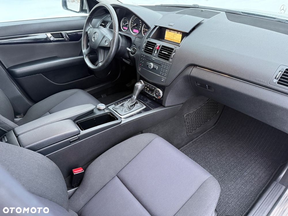 Mercedes-Benz Klasa C 180 Kompressor Automatik Classic - 11