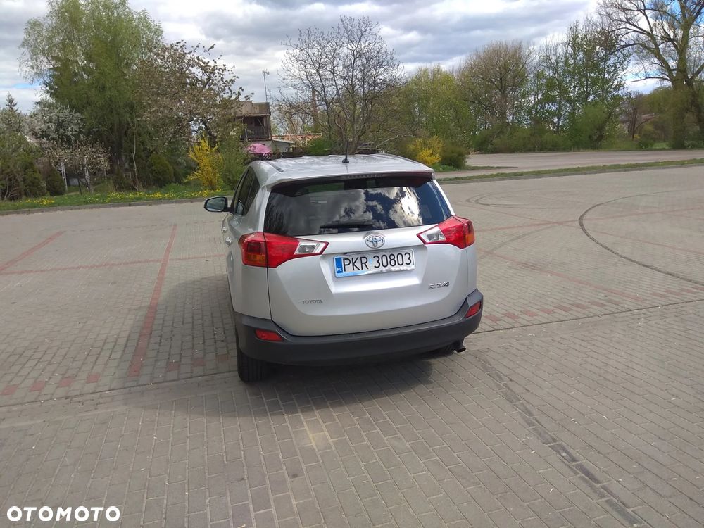 Toyota RAV4 - 4
