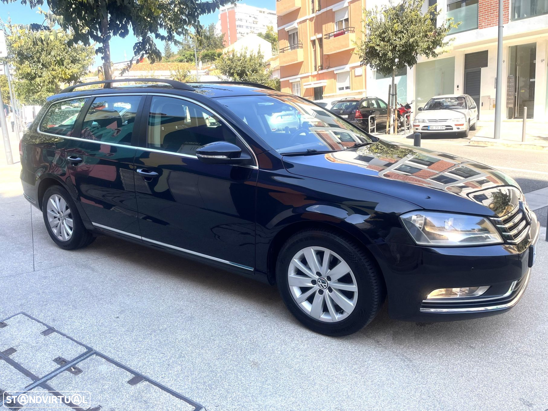VW Passat Variant 1.6 TDI Confortline Navig - 5