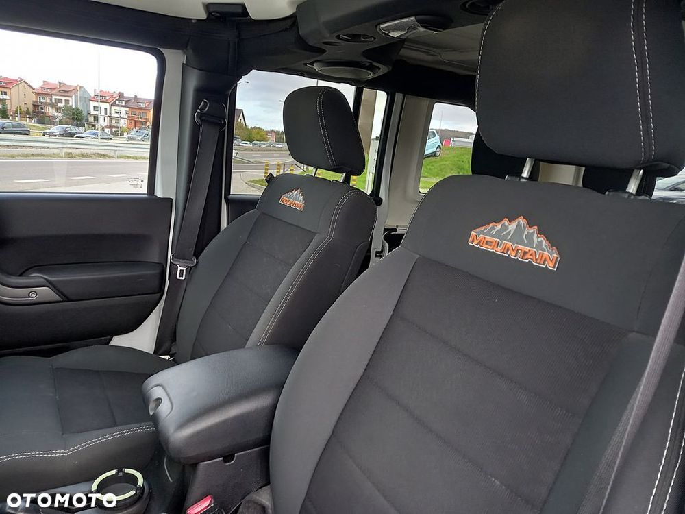 Jeep Wrangler - 17