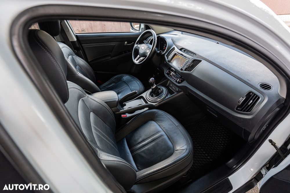 Kia Sportage 2.0 CRDI 184 AWD Spirit - 23