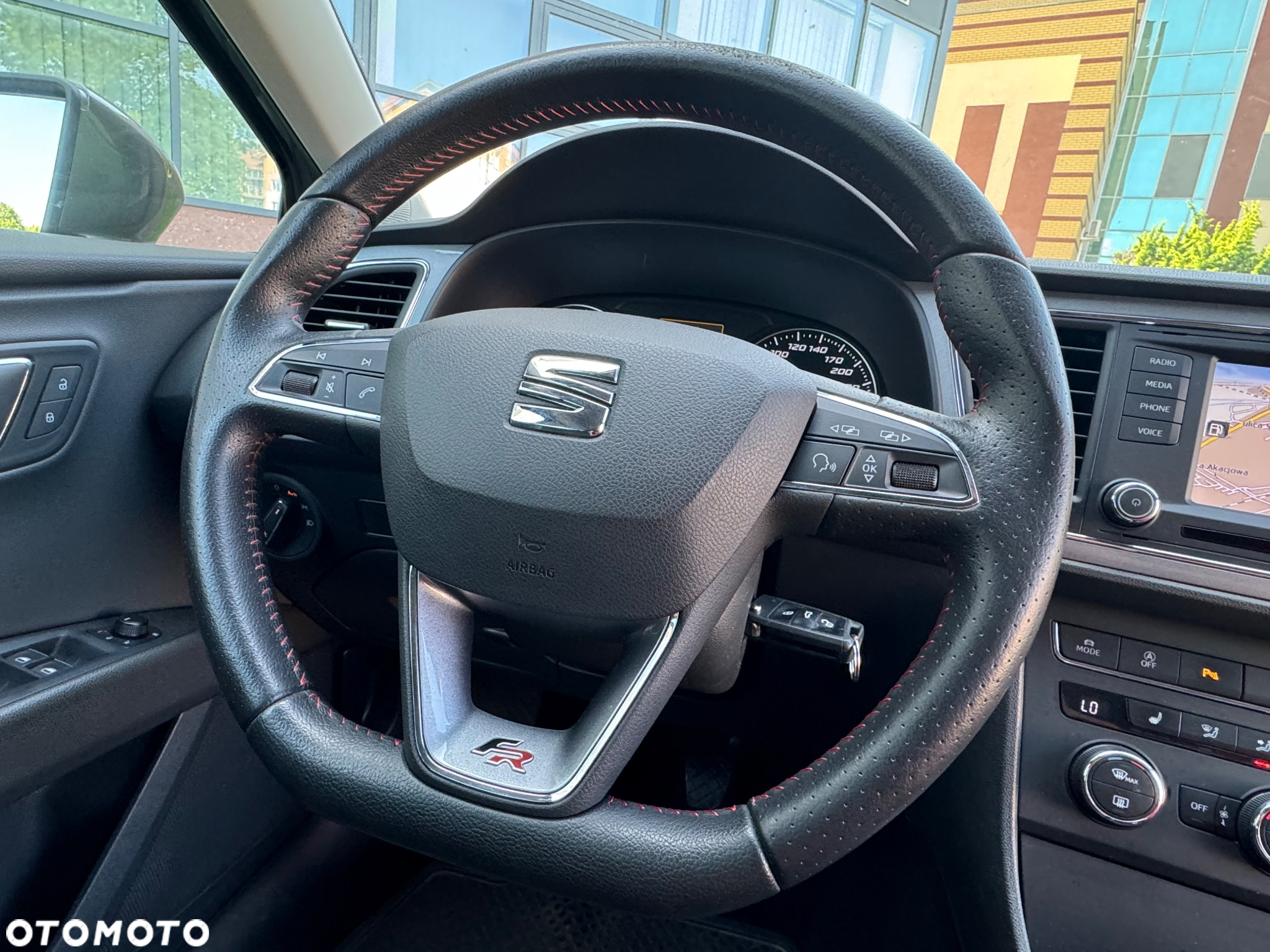 Seat Leon ST 1.4 TSI Start&Stop FR - 30