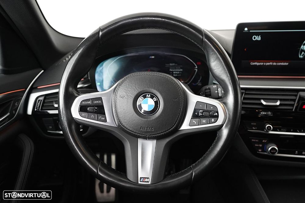 BMW 520 d Pack Desportivo M Auto - 15