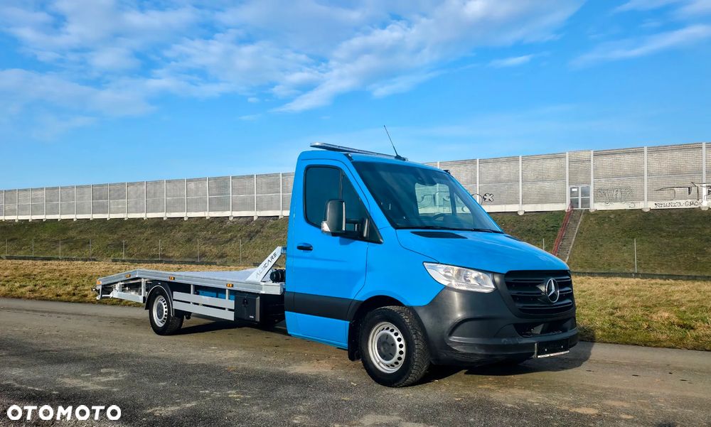 Mercedes-Benz Sprinter - 3