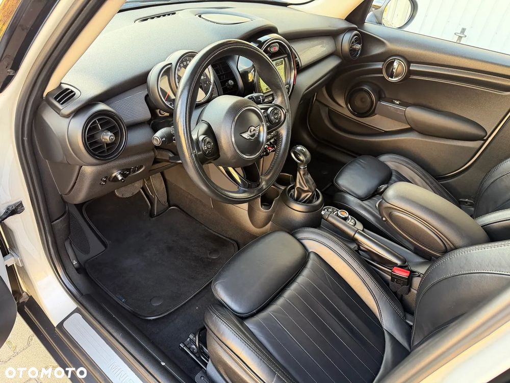MINI Cooper - 5