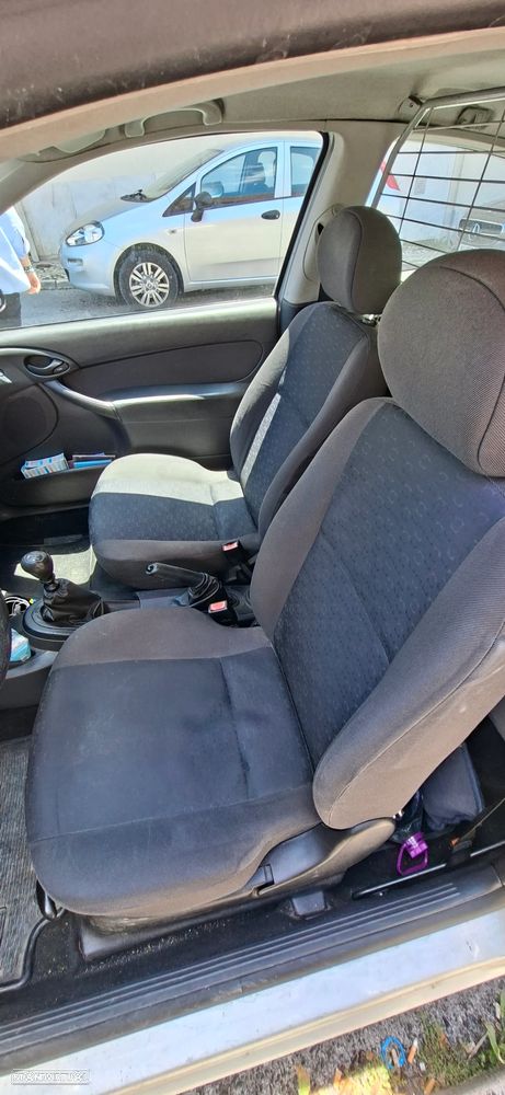 Ford Focus 1.8 TDdi Trend - 7