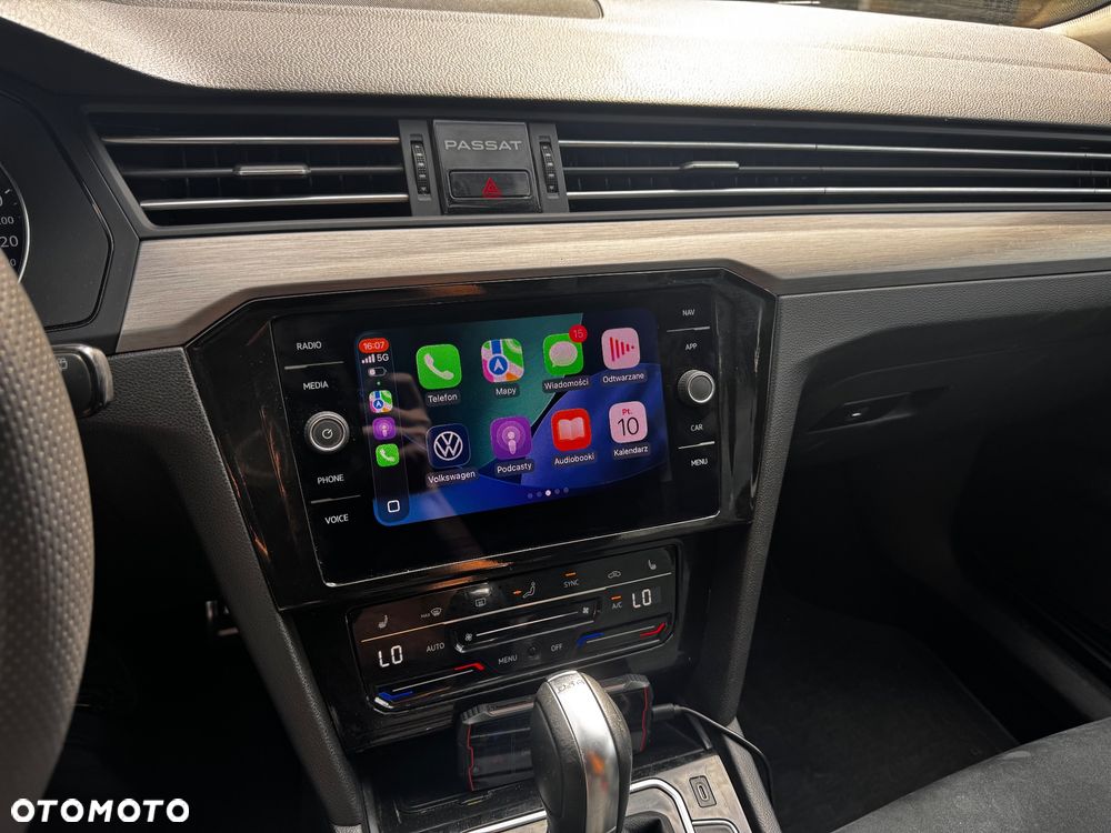 Volkswagen Passat 2.0 TDI EVO Elegance DSG - 21