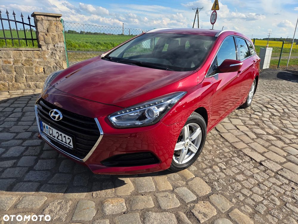 Hyundai i40 1.7 CRDi Comfort + - 1