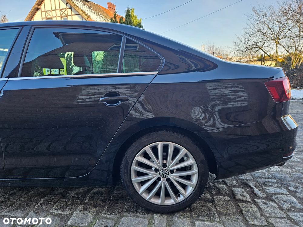 Volkswagen Jetta 1.4 TSI BMT Highline - 5