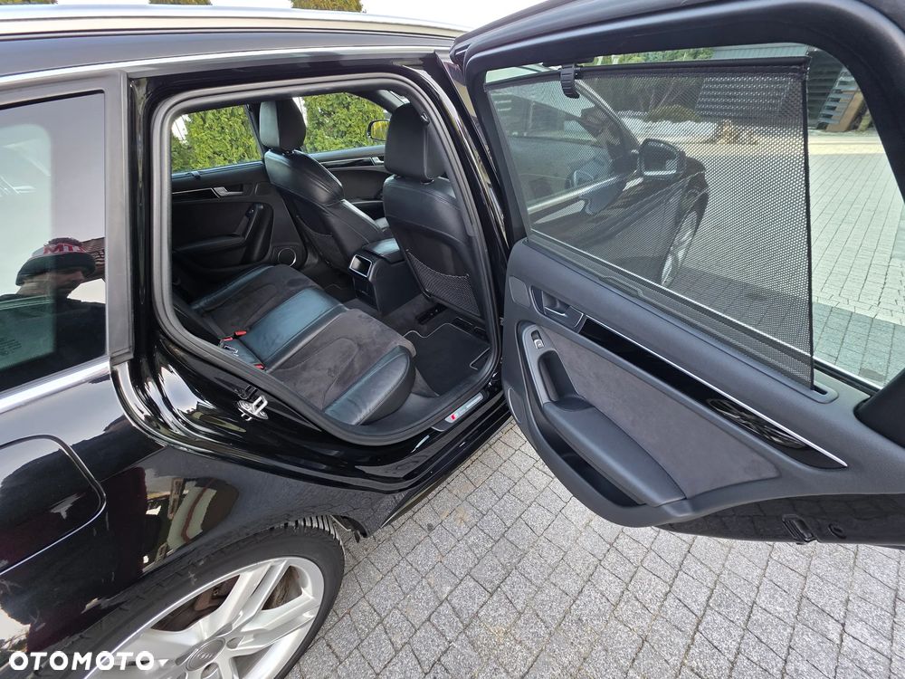 Audi A4 Avant 2.0 TDI - 8