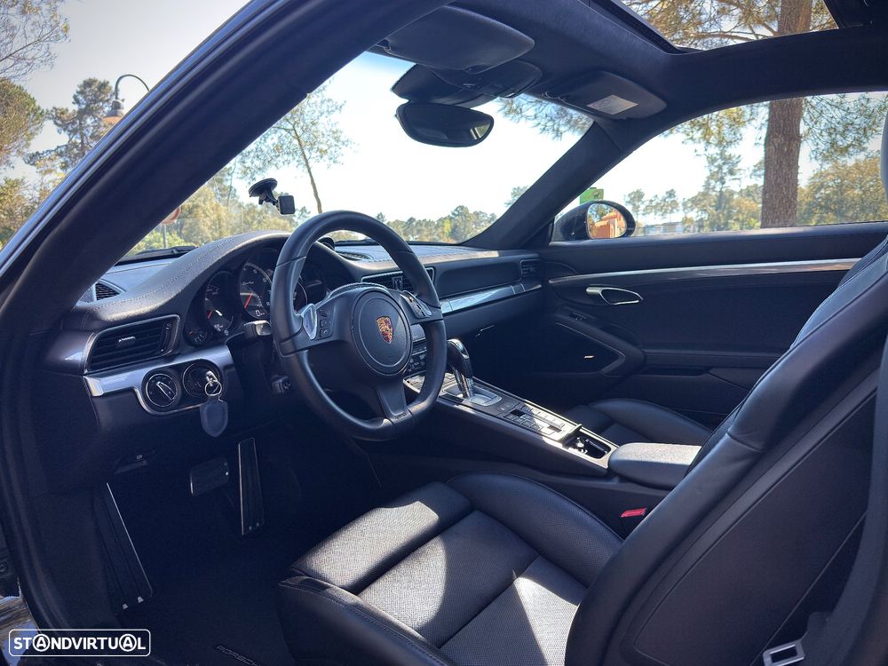 Porsche 911 (991) Turbo - 22