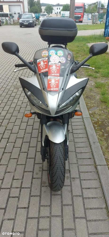 Yamaha FZ - 2