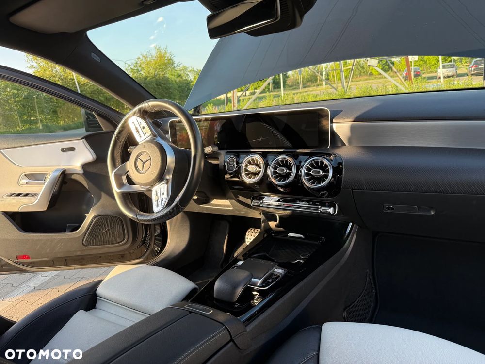 Mercedes-Benz Klasa A 200 AMG Line 7G-DCT - 14