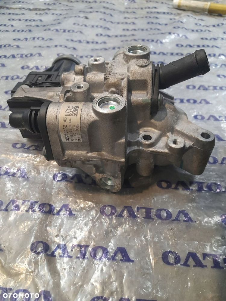 ZAWÓR EGR 32242452 VOLVO XC60 II 2.0 B4D 2022R MILD HYBRID W-WA - 3