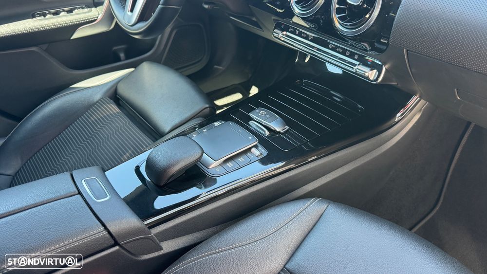 Mercedes-Benz CLA 250 e Shooting Brake Style Plus - 36