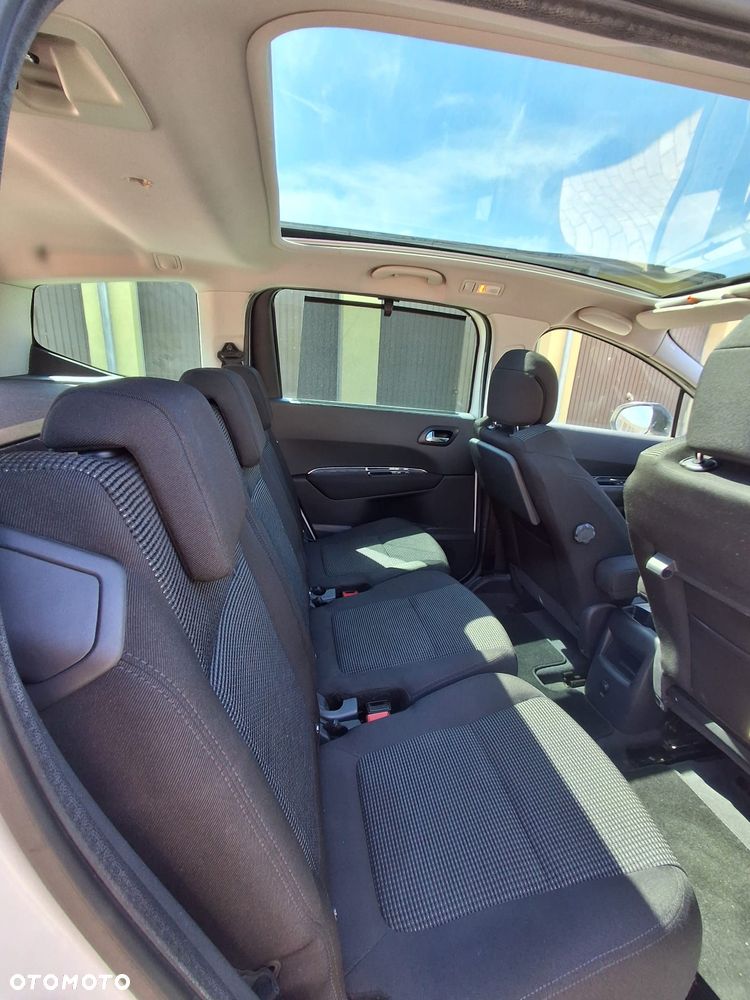 Peugeot 5008 HDI FAP 150 Style - 8