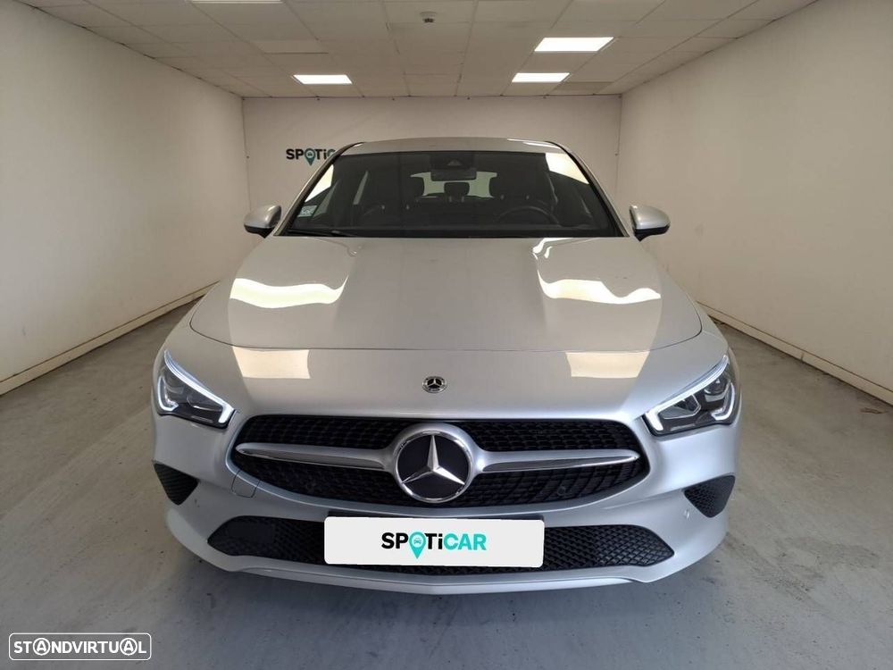 Mercedes-Benz CLA 250 e Shooting Brake AMG Line - 2